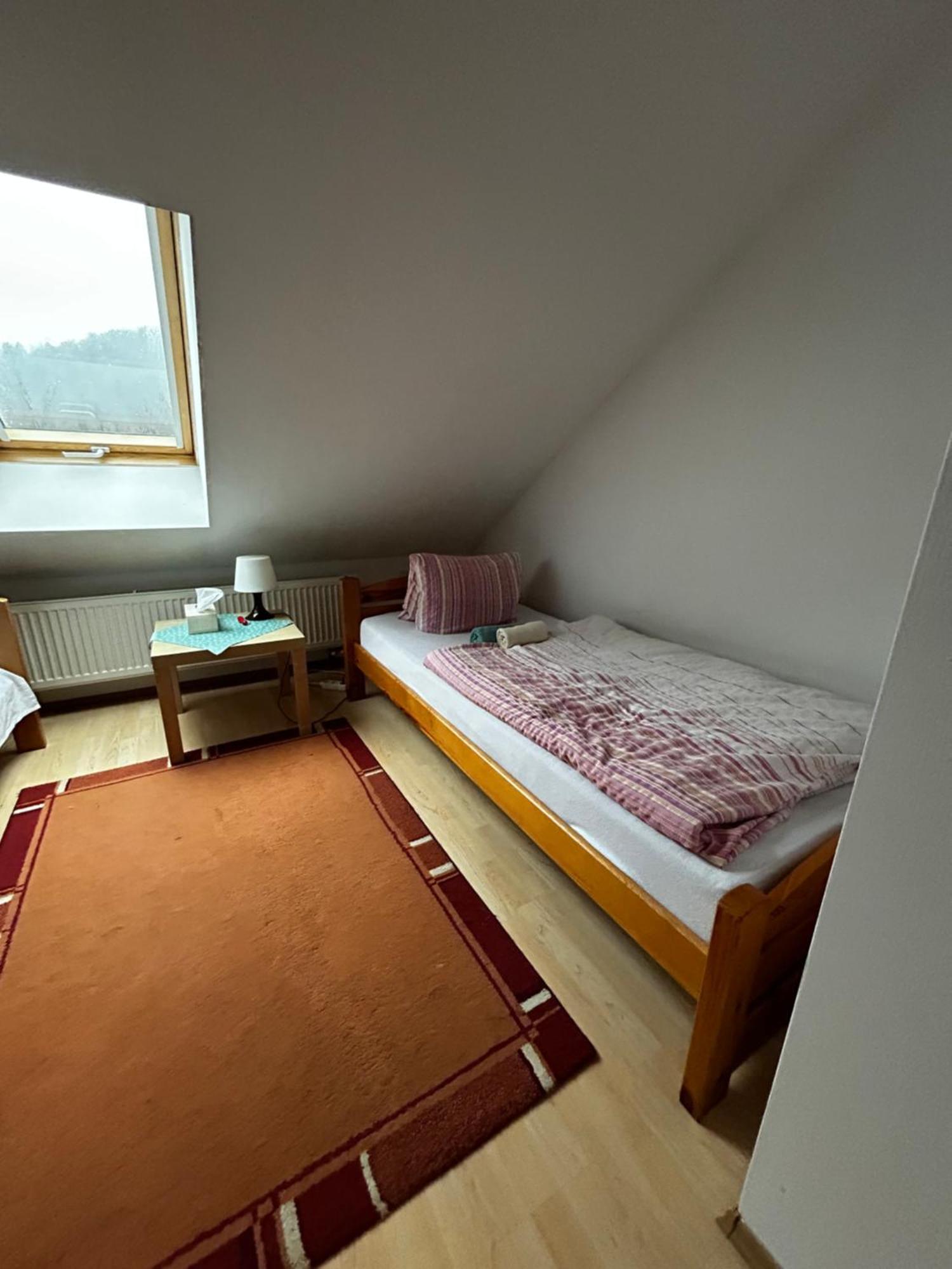 Hostinec Vo Visnovom Stará Turá エクステリア 写真